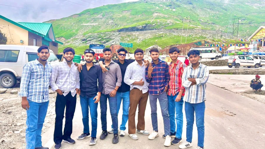 Go Stride Adventures group of travelers on a mountain trip